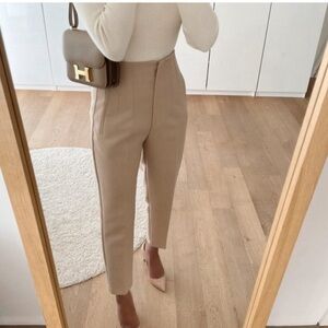 Zara Pleated Pants Women Size L White Zip Up Pullon Button Up Tapered Leg